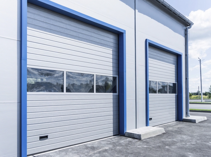 Окна в Северской